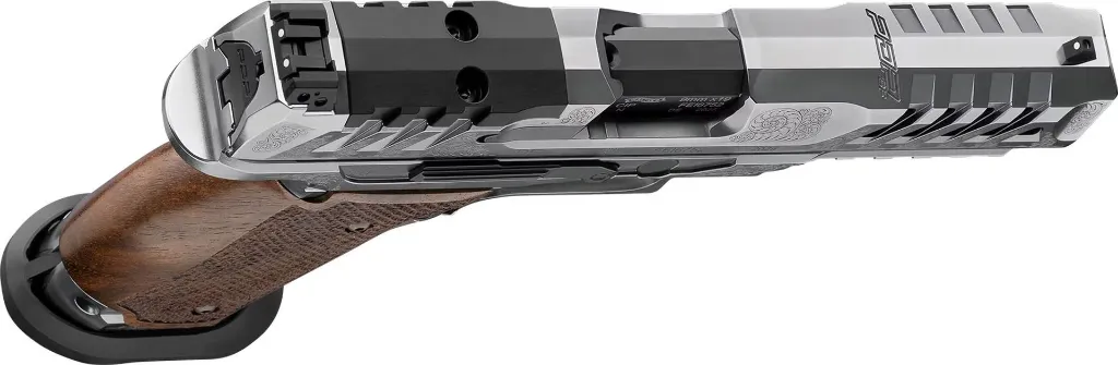 htJrBnzeyi3JZSpSWy6Ad-FEI6752 PD.webp