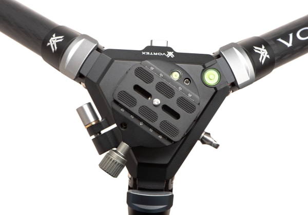 vortex_optics_radian_carbon_with_leveling_head_tripod_kit